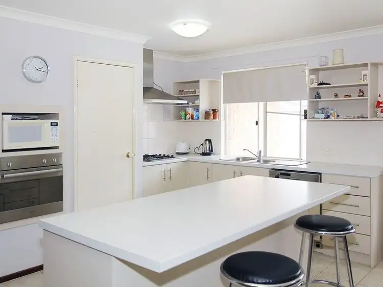 Second view of Homely house listing, 7 Jarrah Close, Bullsbrook WA 6084