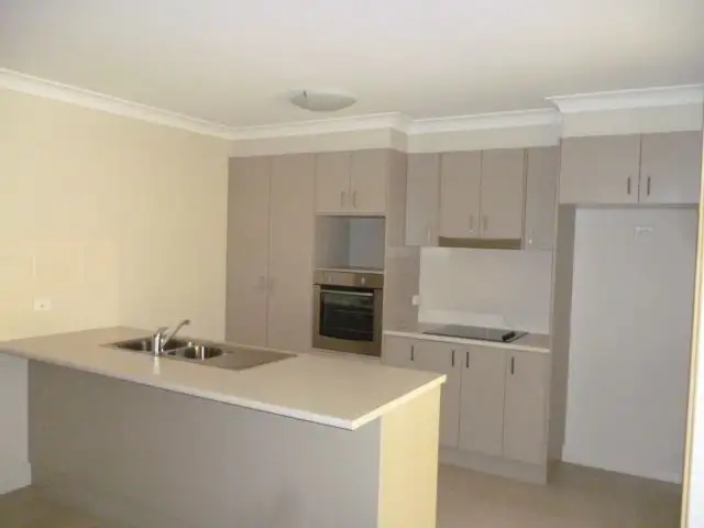 Second view of Homely house listing, 7 Forest Oak Court, Chuwar QLD 4306