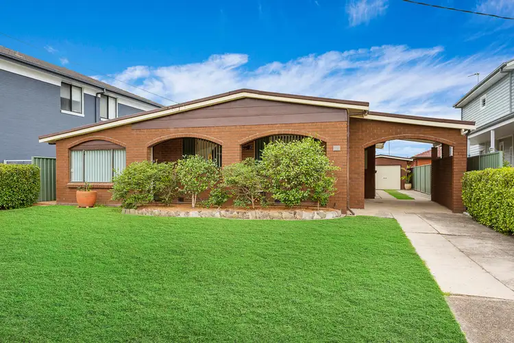 22 Ocean Street, Windang NSW 2528
