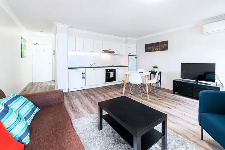 Third view of Homely apartment listing, 4/27 Birley Street, Spring Hill QLD 4000