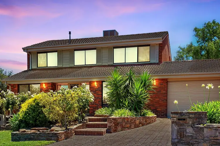 11 Hele Crescent, Trott Park SA 5158