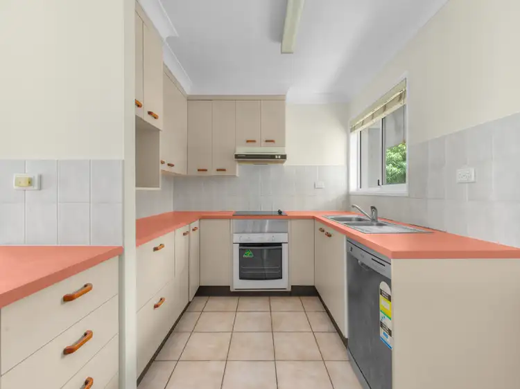 Fifth view of Homely apartment listing, 6/97-99 Macquarie Street, St Lucia QLD 4067