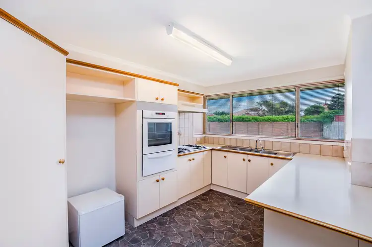 Fourth view of Homely house listing, 9 Curtin Court, Warrnambool VIC 3280