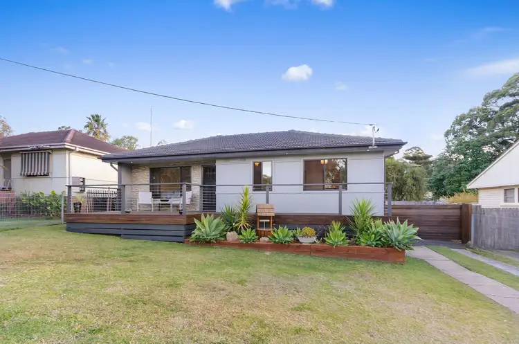 12 Cornwall Road, Dapto NSW 2530