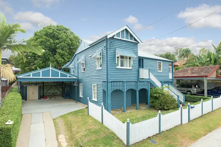 84 Victor Street, Holland Park QLD 4121