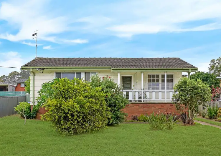 26 Owen Avenue, Wyong NSW 2259