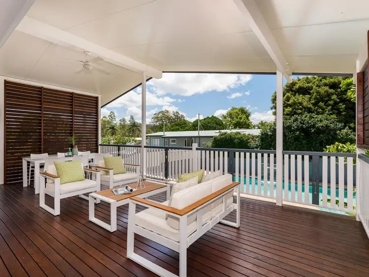 11 Bonneville Street, Holland Park West QLD 4121