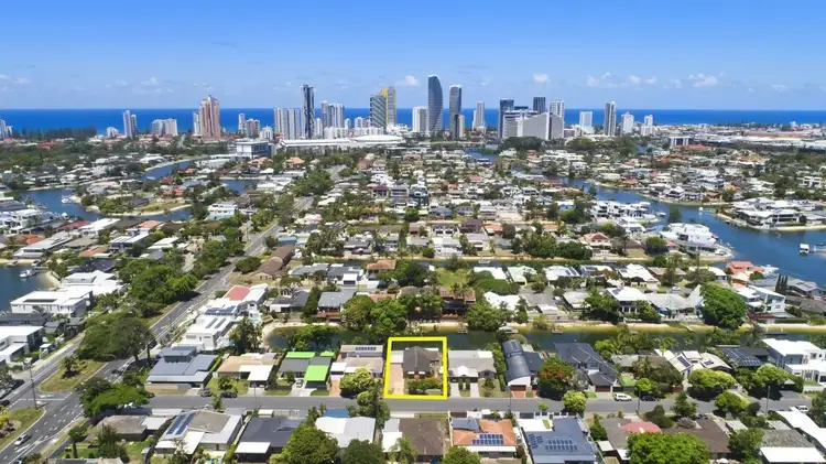 Fifth view of Homely house listing, 8 Key West, Broadbeach Waters QLD 4218