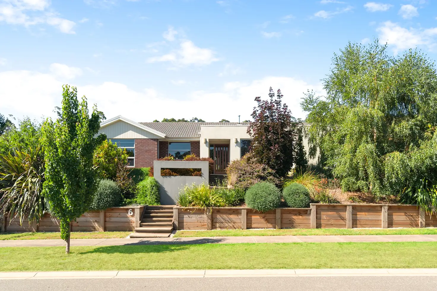 Main view of Homely house listing, 6 Valleyview Grove, Drouin VIC 3818
