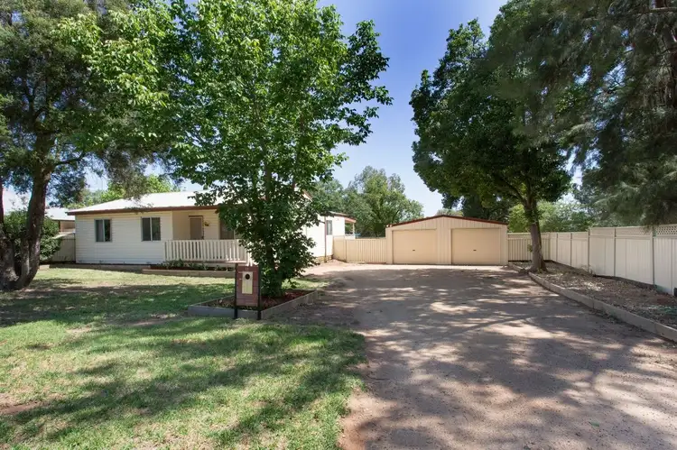 11 Walker Street, Cowra NSW 2794