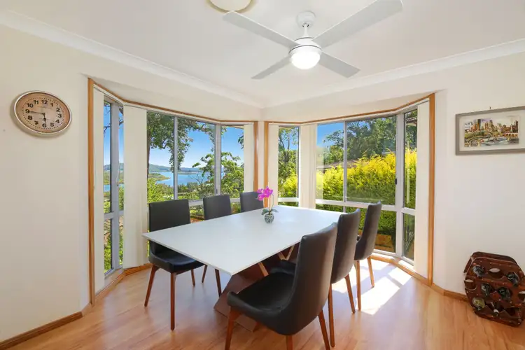 Sixth view of Homely house listing, 31 Treeview Place, Saratoga NSW 2251