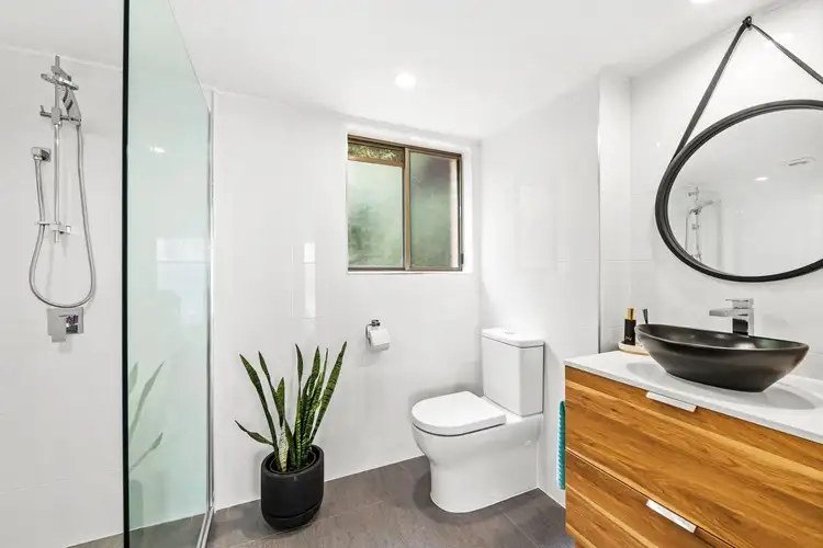 Sixth view of Homely unit listing, 2/109 King Street, Buderim QLD 4556