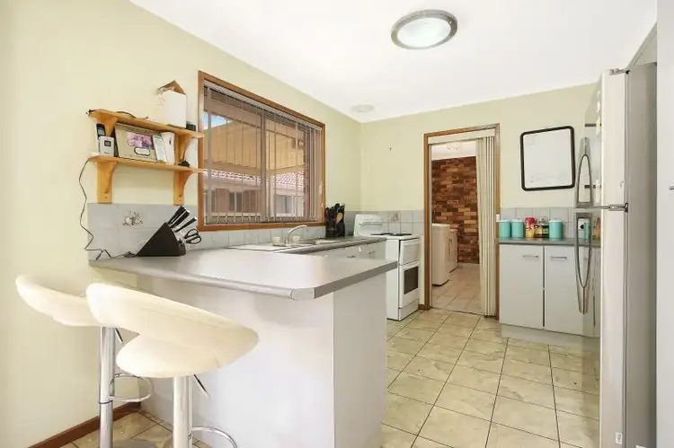 Fourth view of Homely townhouse listing, 5/5 La Fontaine Avenue, Lavington NSW 2641