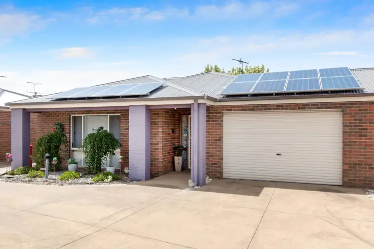 6/2 Snodgrass Street, Pakenham VIC 3810