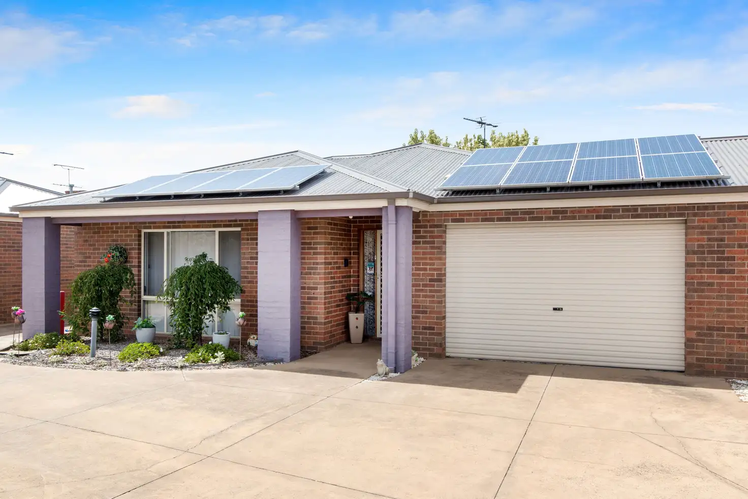 Main view of Homely unit listing, 6/2 Snodgrass Street, Pakenham VIC 3810