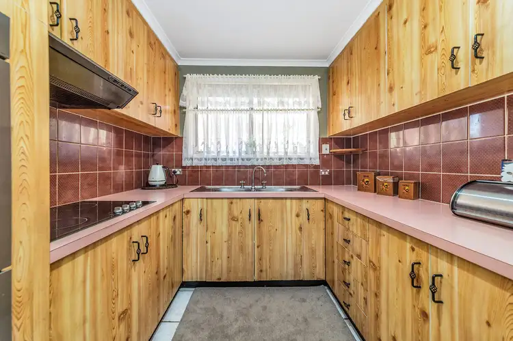Sixth view of Homely house listing, 7 Waratah Street, Queanbeyan NSW 2620