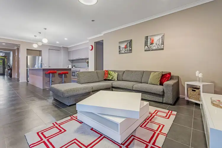 Seventh view of Homely house listing, 18 Gainsborough Drive, Craigieburn VIC 3064