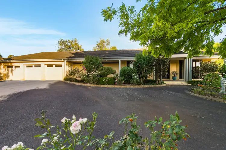 7 Moonlight Drive, Lysterfield VIC 3156