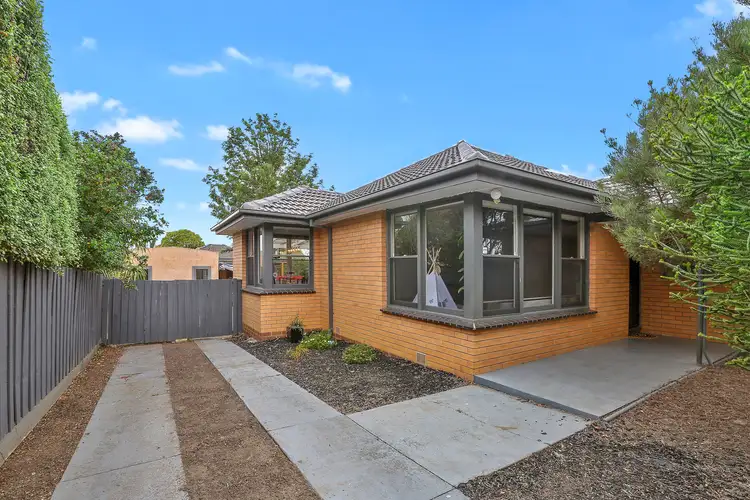 1 Kinther Court, Highton VIC 3216