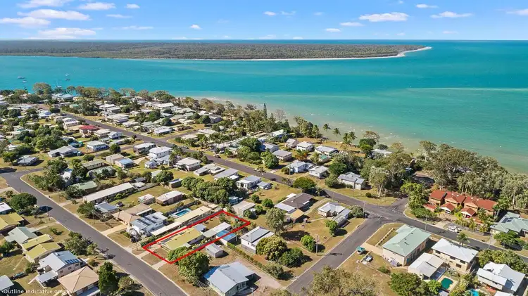 80 Howard Street, Burrum Heads QLD 4659