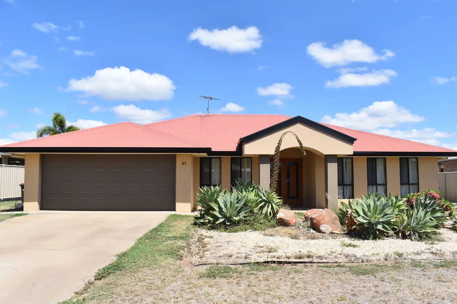 Main view of Homely house listing, 21 Mooney Crescent, Emerald QLD 4720