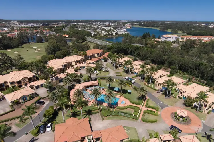 3277 Palladian Boulevard, Hope Island QLD 4212