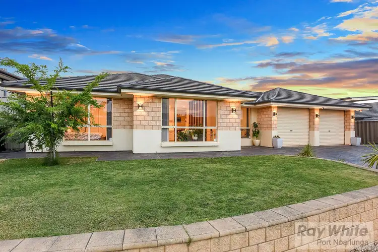 31 Esperance Boulevard, Seaford Rise SA 5169
