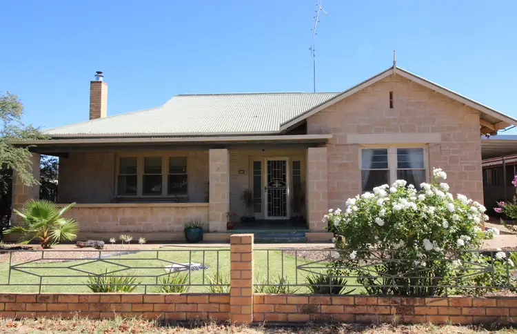 4 Jemison Street, Waikerie SA 5330