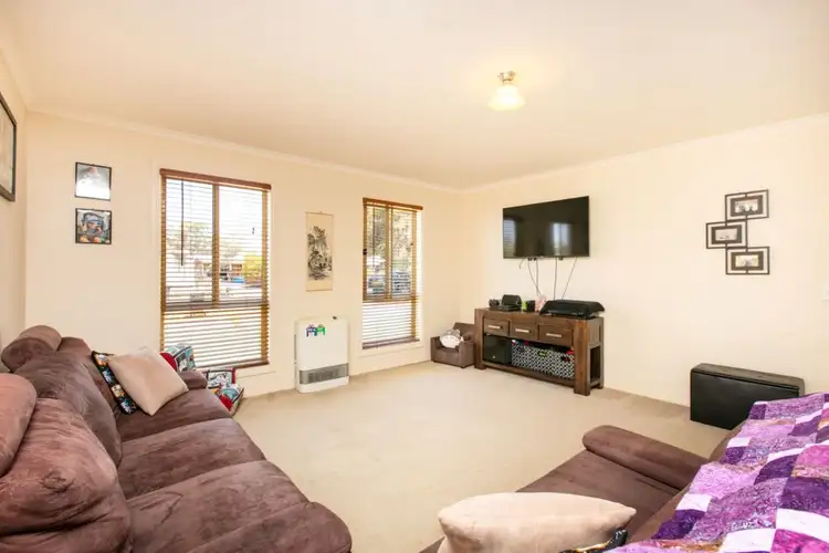 Sixth view of Homely house listing, 4 Lisa Court, Mildura VIC 3500