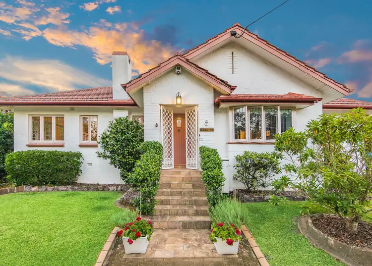 10 Carfin Street, Ascot QLD 4007