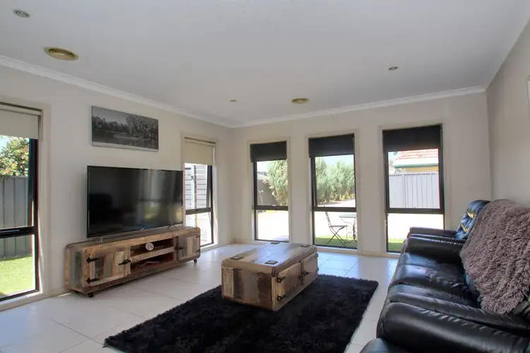 Sixth view of Homely townhouse listing, 2/148 High Street, Cobram VIC 3644