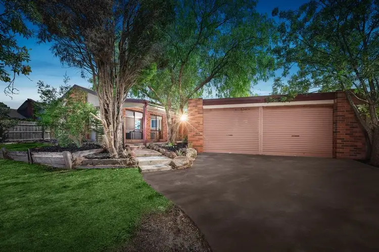 7 Erskine Drive, Rowville VIC 3178