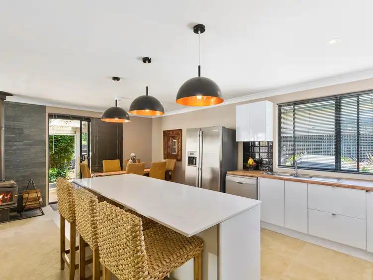 Fifth view of Homely house listing, 10 Meryla Street, Robertson NSW 2577