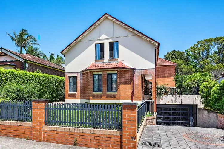2/73 Water Street, Belfield NSW 2191