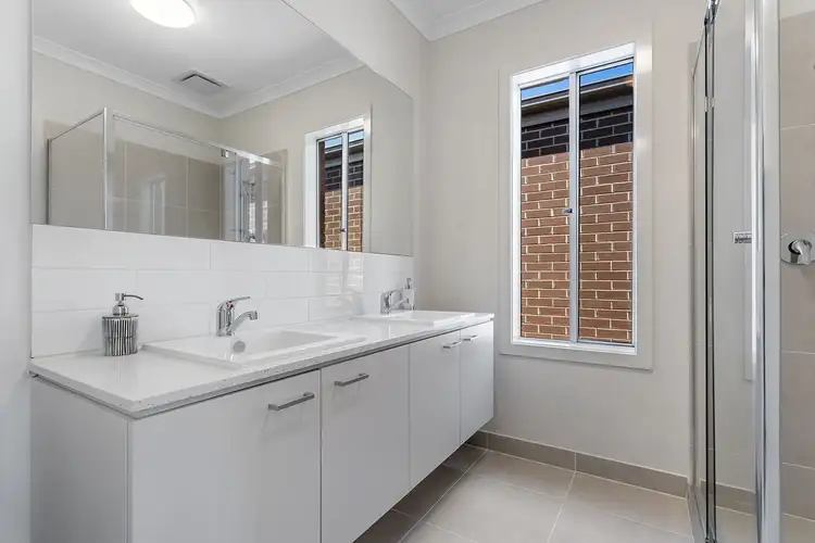 Third view of Homely house listing, 9 Featherwood Crescent, Craigieburn VIC 3064