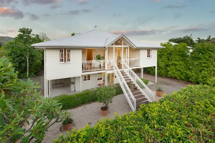 7 Philp Street, Hermit Park QLD 4812