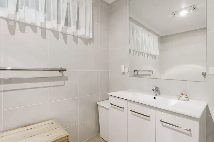 Sixth view of Homely house listing, 15 Rosalie Court, Pakenham VIC 3810
