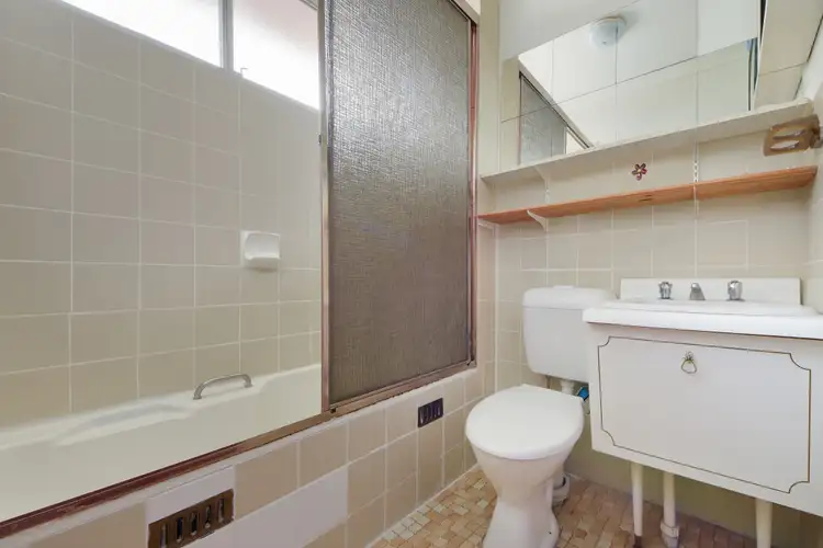 Seventh view of Homely unit listing, 32/5-7 Hoddle Avenue, Bradbury NSW 2560