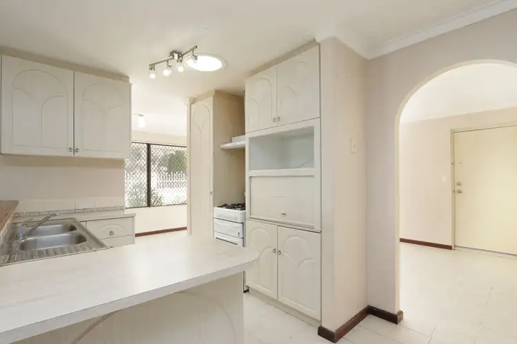 Seventh view of Homely house listing, 2 Parana Crescent, Beechboro WA 6063