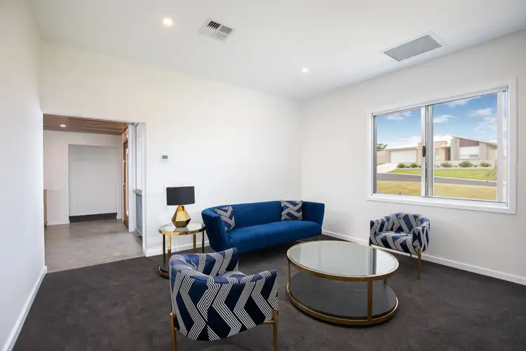 Fifth view of Homely house listing, 15 Buffalo Crescent, Mount Gambier SA 5290