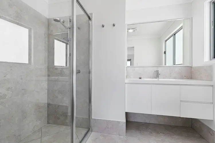 Seventh view of Homely house listing, 154 Wynnum North Road, Wynnum QLD 4178