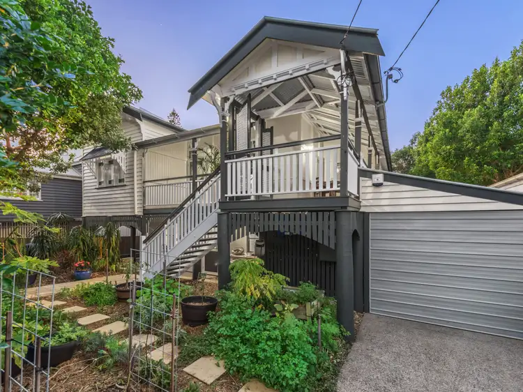 23 Lockerbie Street, Kangaroo Point QLD 4169