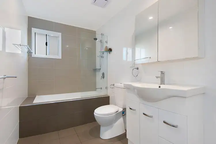 Sixth view of Homely house listing, 373 Newnham Road, Upper Mount Gravatt QLD 4122