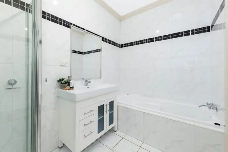 Fourth view of Homely villa listing, 2/188 Cressy Road, North Ryde NSW 2113
