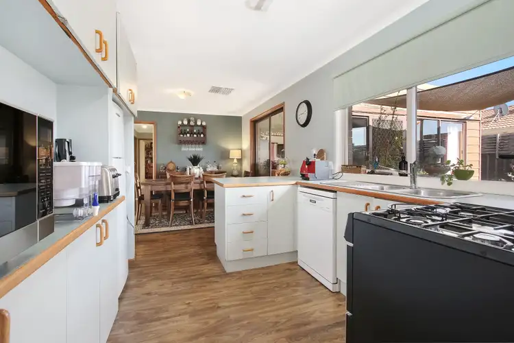 Fourth view of Homely house listing, 2 Burns Court, West Wodonga VIC 3690