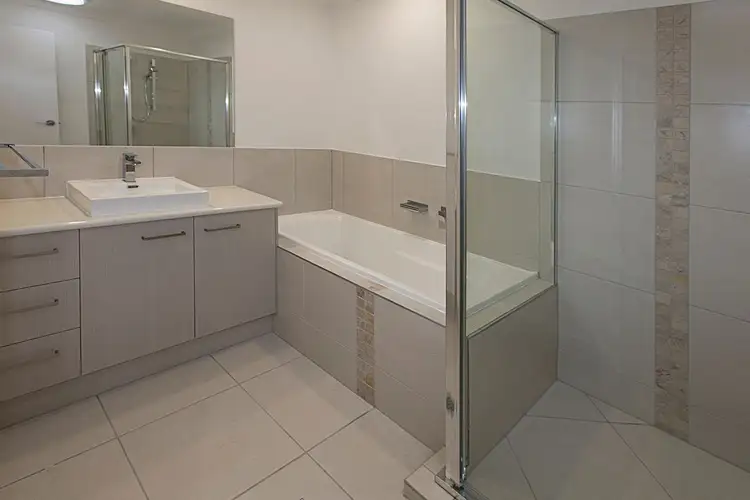Fifth view of Homely other listing, 2/1 Hayes Street, Raceview QLD 4305