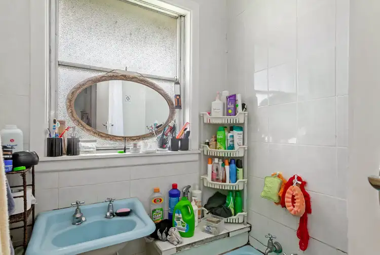 Fifth view of Homely house listing, 19 Waranga Crescent, Broadmeadows VIC 3047