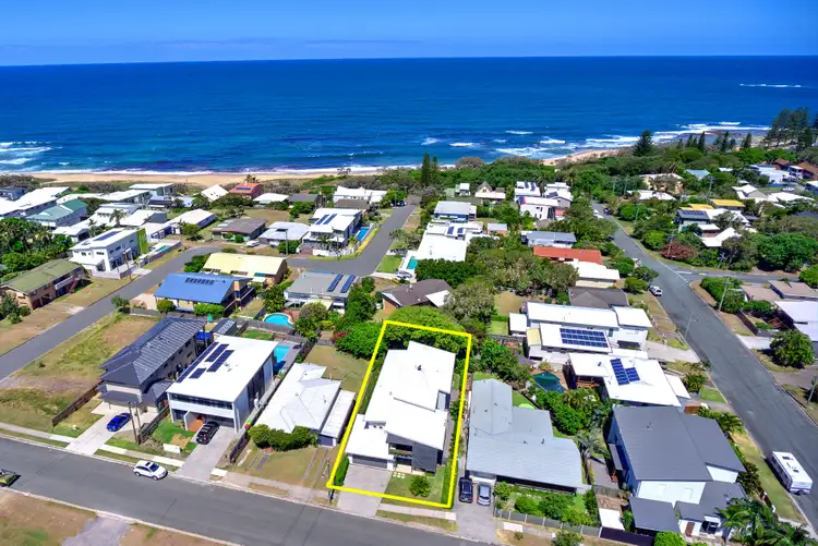 17 Albert Street, Shelly Beach QLD 4551