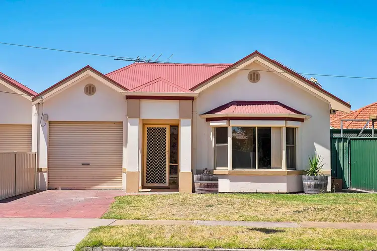 4A Ballater Avenue, Seaton SA 5023
