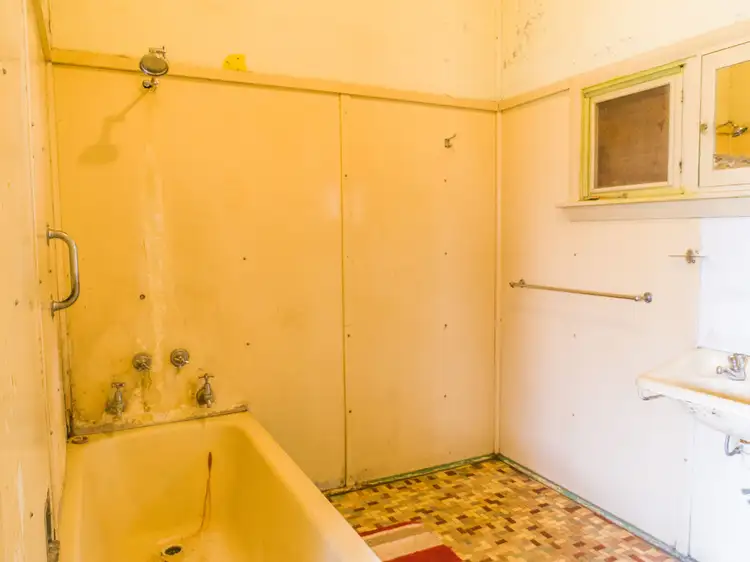 Sixth view of Homely house listing, 2 Russart Street, Lyndhurst NSW 2797